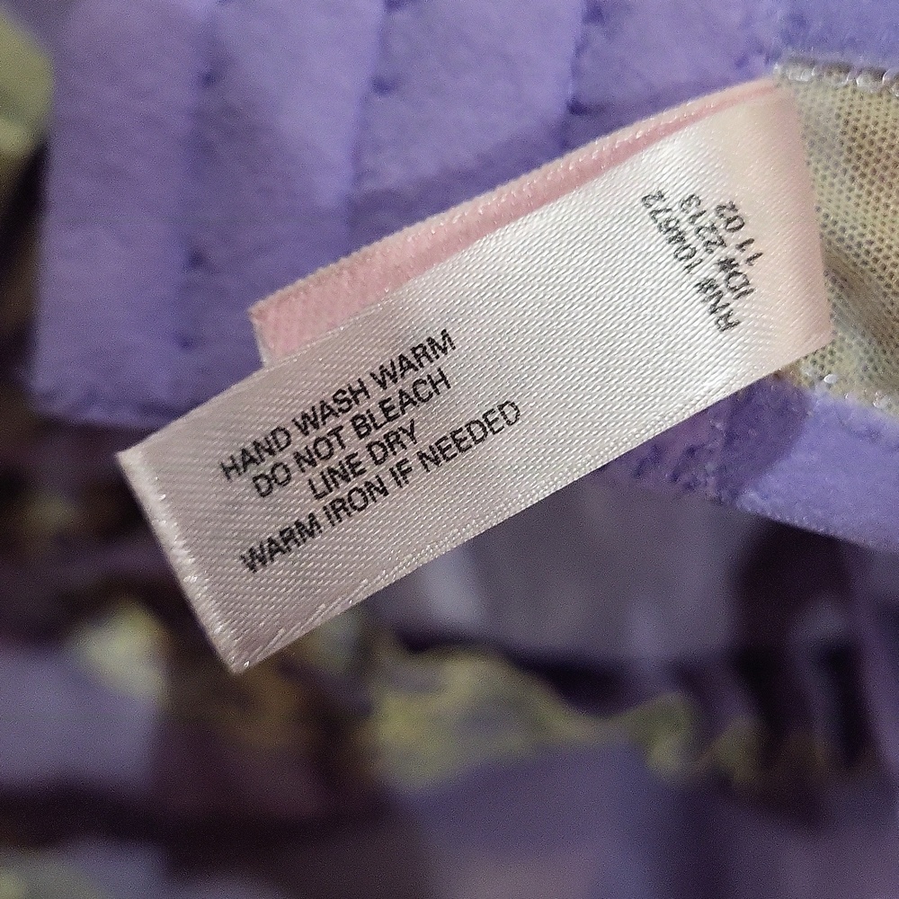 Victoria's Secret Vintage Silk Lace-Trim Slip Dress Nightgown - Picture 11 of 11